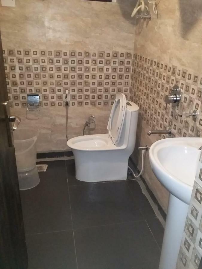 Hotel Nikunj Ashram Vrindāvan Esterno foto