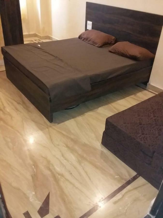Hotel Nikunj Ashram Vrindāvan Esterno foto